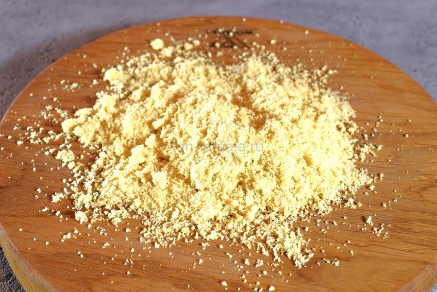 Приготовление крошковых пирожных с вафельной крошкой, шаг 1