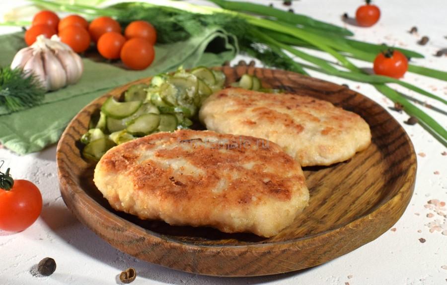 Куриные котлеты с моцареллой