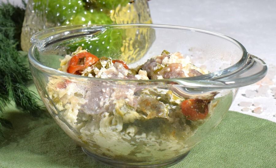 Говядина в сливках с черри и зеленым луком