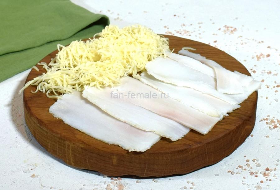 Приготовление рулета из свиного окорока с сыром и базиликом, в шпиге, шаг 1