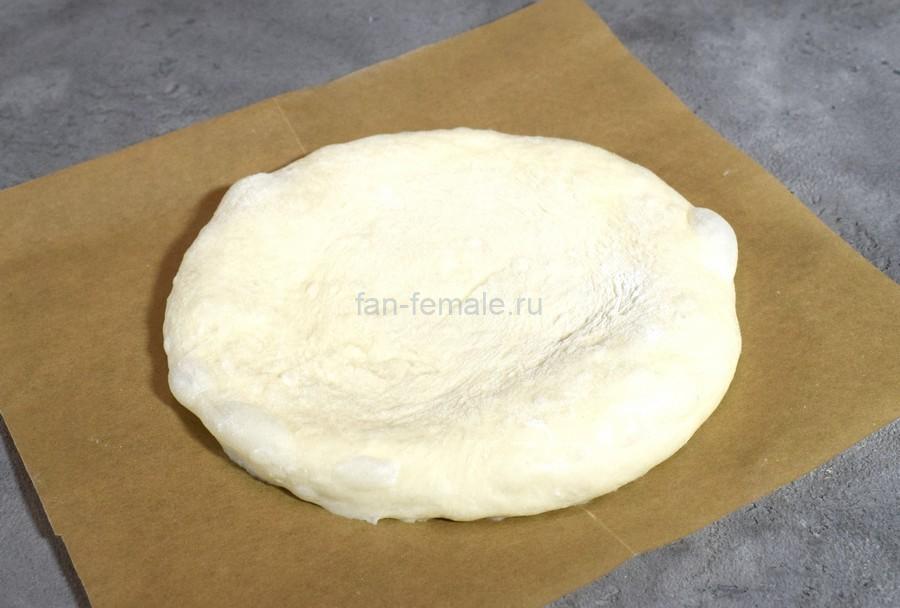 Приготовление пиццетты с беконом и каперсами, шаг 4