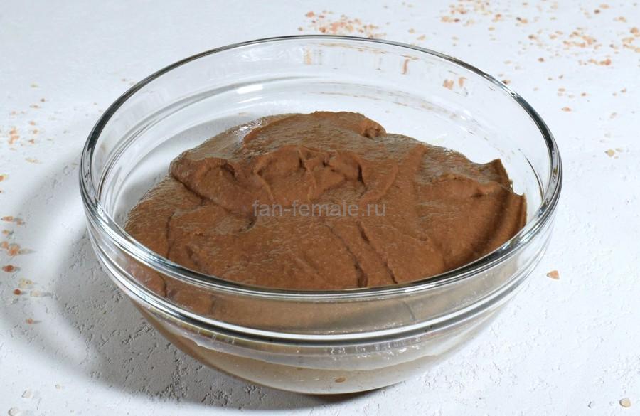 Приготовление шоколадных маффинов с голубикой, шаг 1