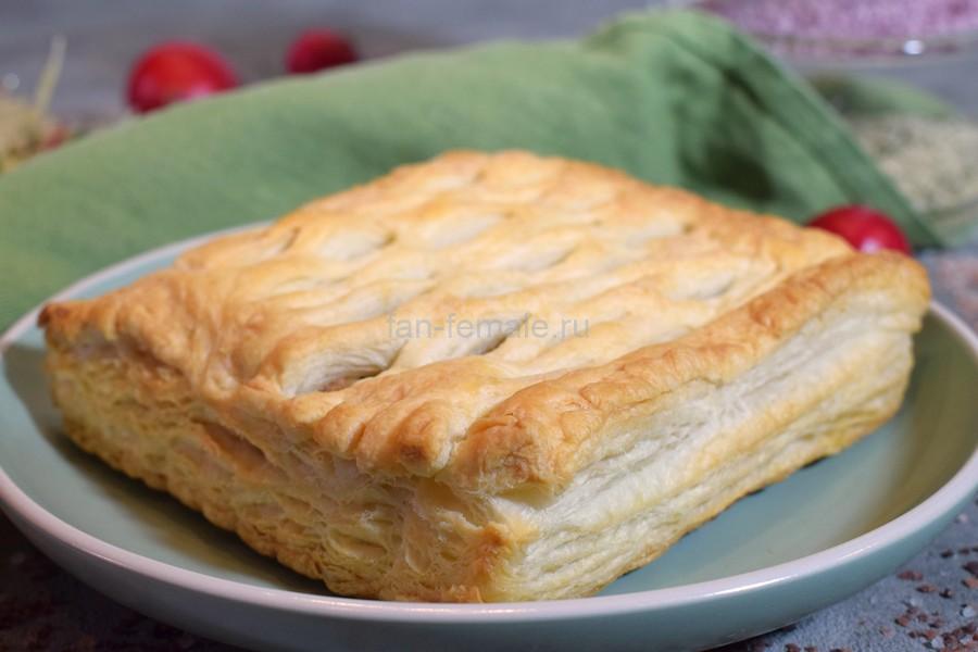 Слойки с курицей, шампиньонами, базиликом